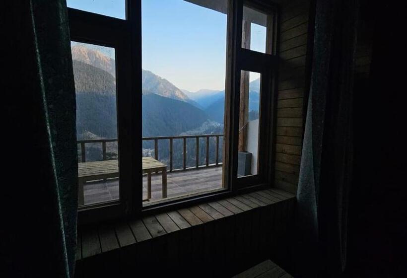 בית מלון כפרי Hillside Hideaway