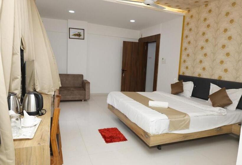 Отель Karan International ,aurangabad