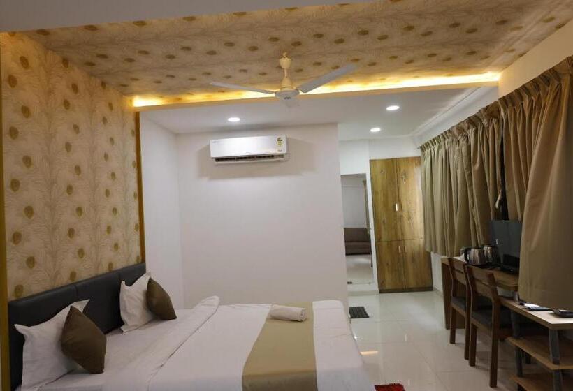 Отель Karan International ,aurangabad