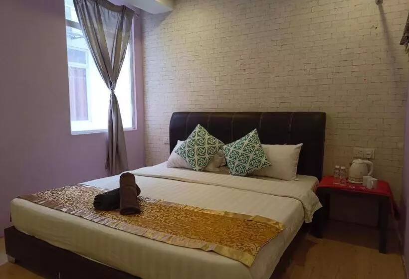 ホテル The Patioz Boutique