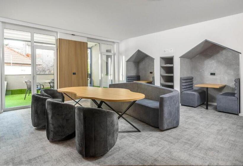 Отель Urban Budget