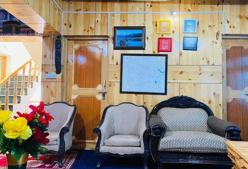 پانسیون Ashoor Residence Leh Ladakh