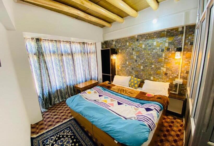 پانسیون Ashoor Residence Leh Ladakh
