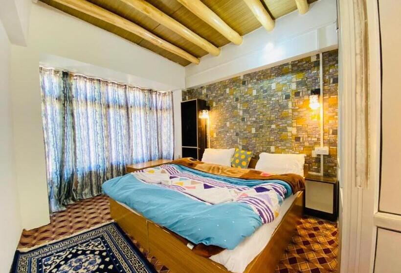 پانسیون Ashoor Residence Leh Ladakh