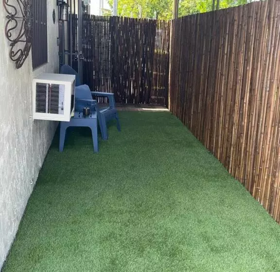 Majatalo Cozy Studio Apartment With Private Entrance And Patio