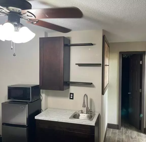 Majatalo Cozy Studio Apartment With Private Entrance And Patio