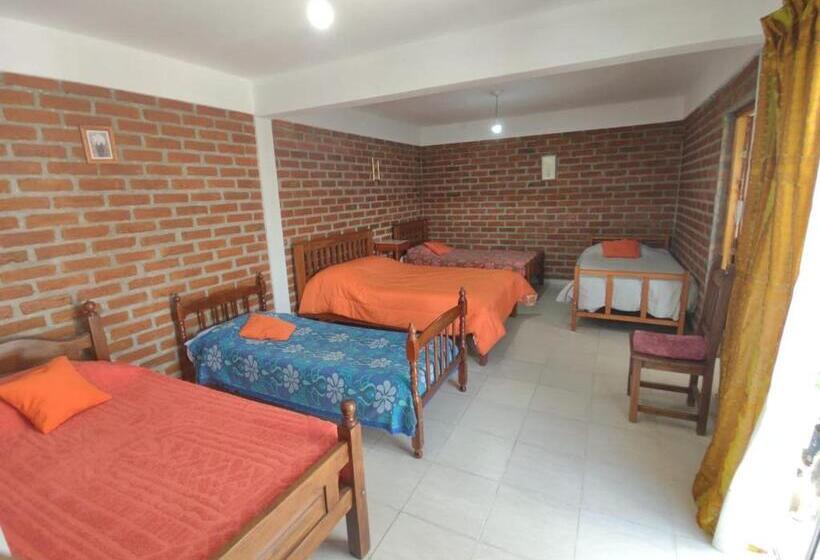 Pension Hospedaje Las Dalias