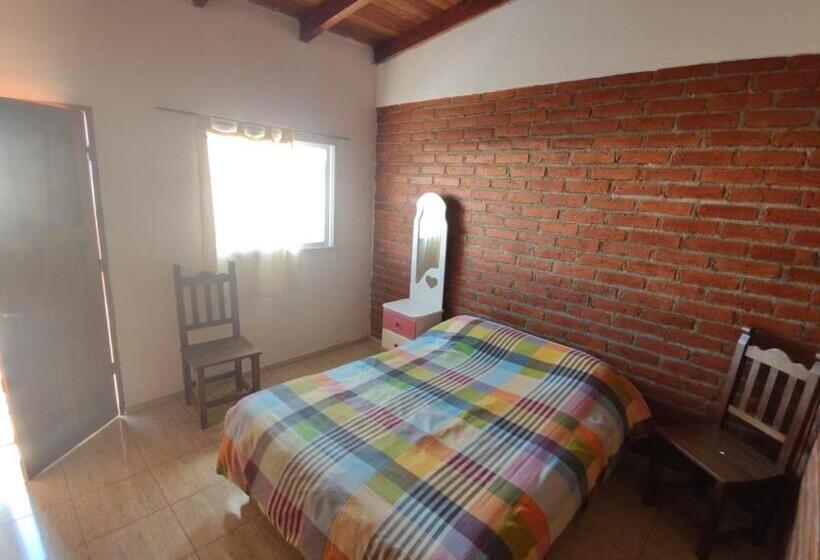 Pension Hospedaje Las Dalias