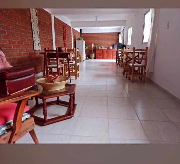 Pension Hospedaje Las Dalias