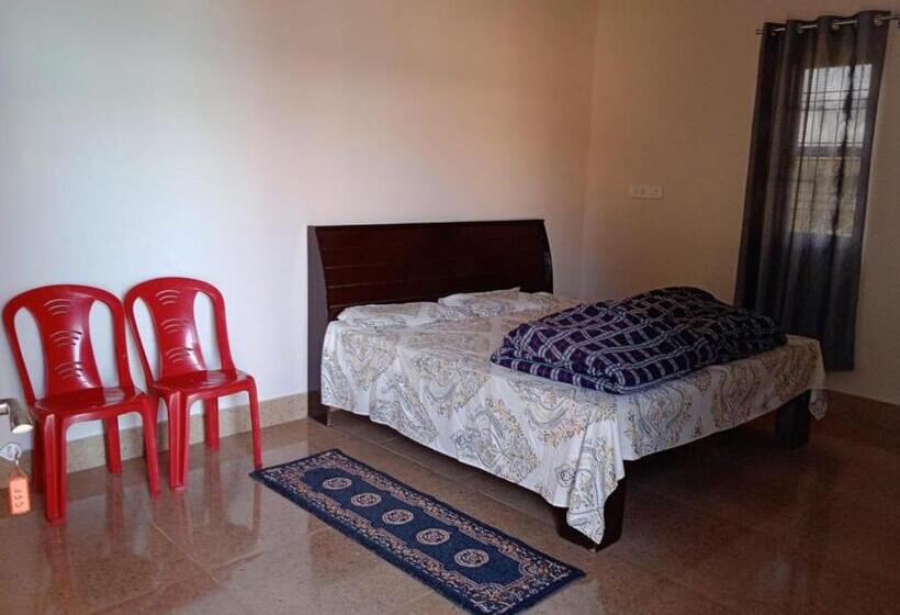 Pensão Shri Govind Guest House