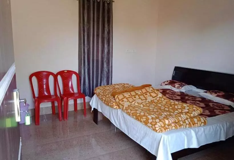 ペンション Shri Govind Guest House