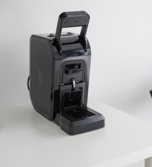 پانسیون Travelershome Ciampino Airport Guesthouse 600m To Airport