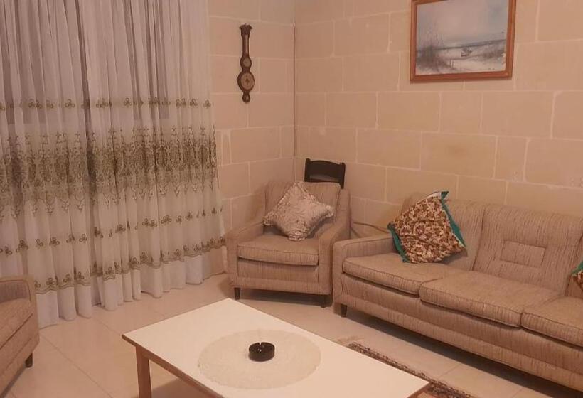 تختخواب و صبحانه Ramla