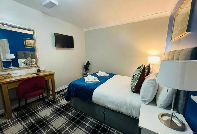 Hotelli 4 Sisters Inn