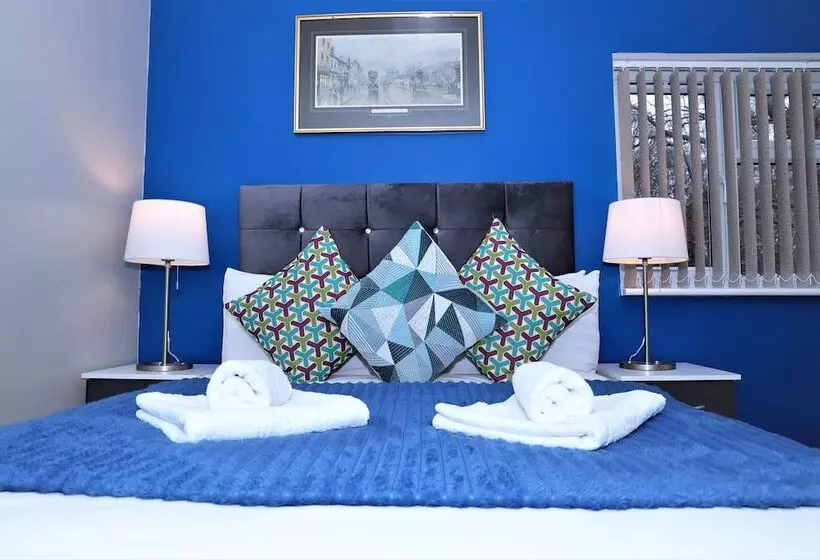 Hotelli 4 Sisters Inn