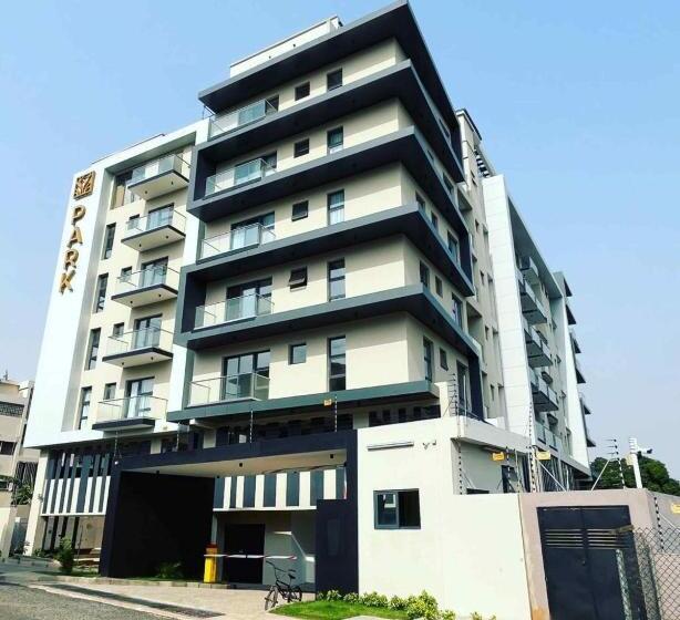 Отель Park Apartments