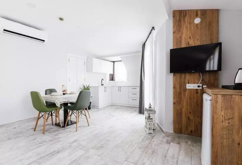 Lux Apart For 4 Guests