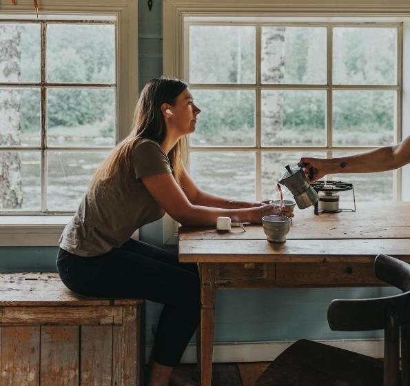 膳宿费 Cabin By Byske River Surrounded By The Forest