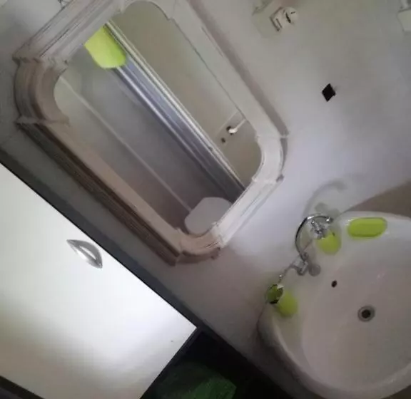 ペンション Camera Serraona