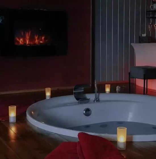 Majatalo L Eden   Suite Privative Avec Jacuzzi Et Sauna