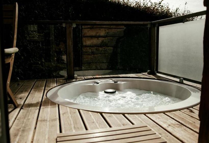 پانسیون L Escale Zen   Tiny House