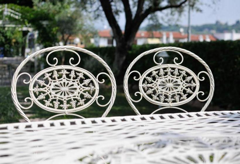 مبيت وإفطار Camere Girasole