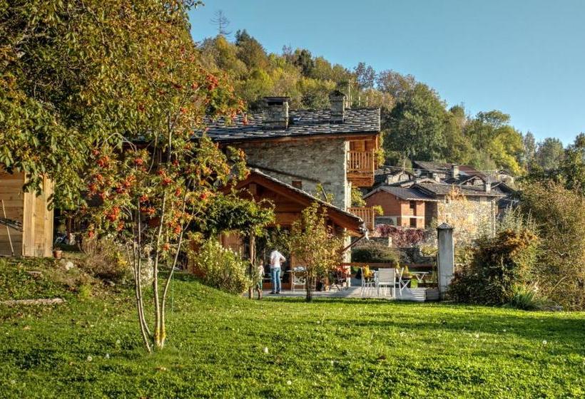 Aamiaismajoitus (B&B) Maison Perriere   Chambres D Hôtes & Jacuzzi