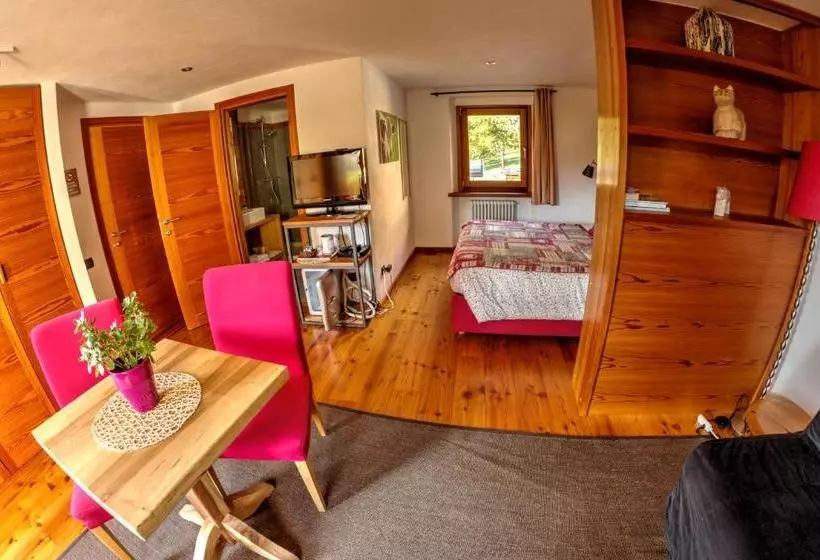 تختخواب و صبحانه Maison Perriere   Chambres D Hôtes & Jacuzzi