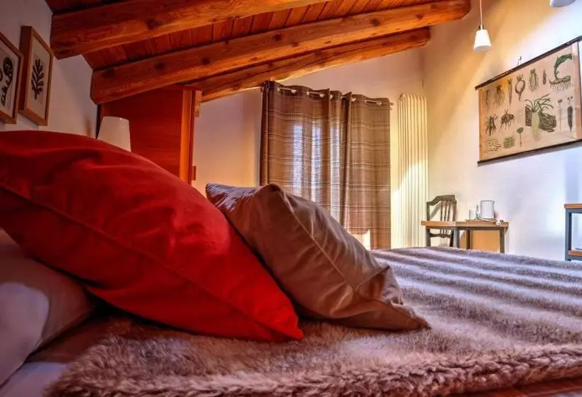 تختخواب و صبحانه Maison Perriere   Chambres D Hôtes & Jacuzzi