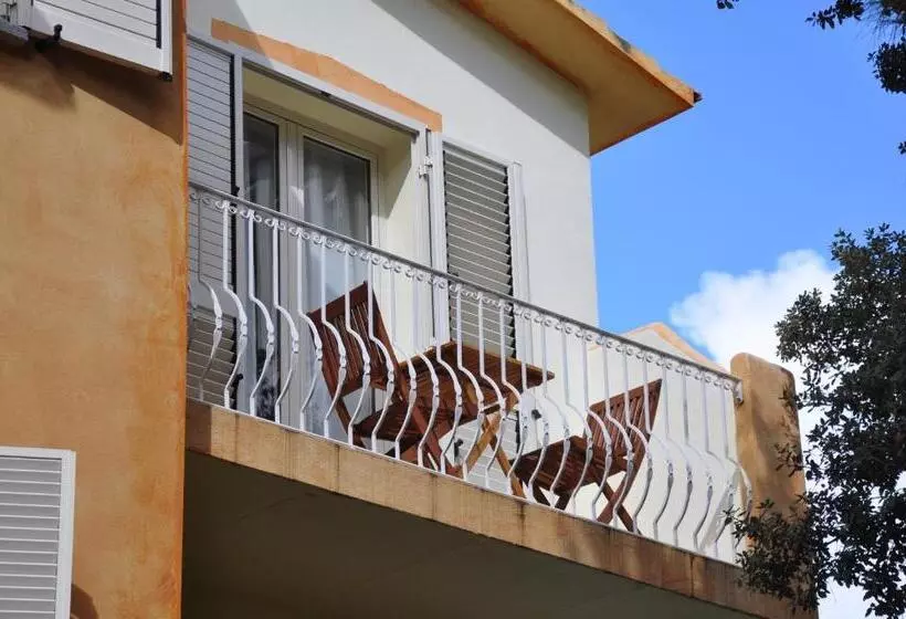 تختخواب و صبحانه Villa Agnese