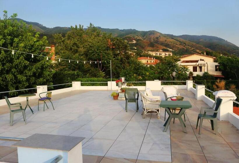 مبيت وإفطار Villa Catalano