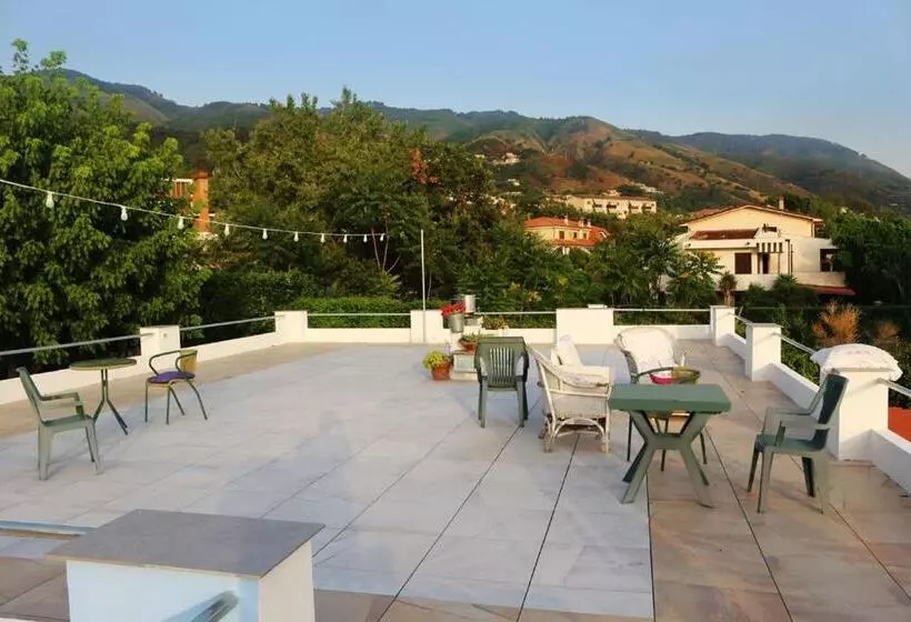 تختخواب و صبحانه Villa Catalano