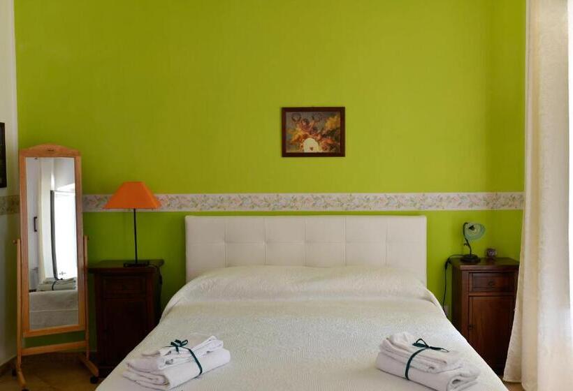 مبيت وإفطار Villa Catalano