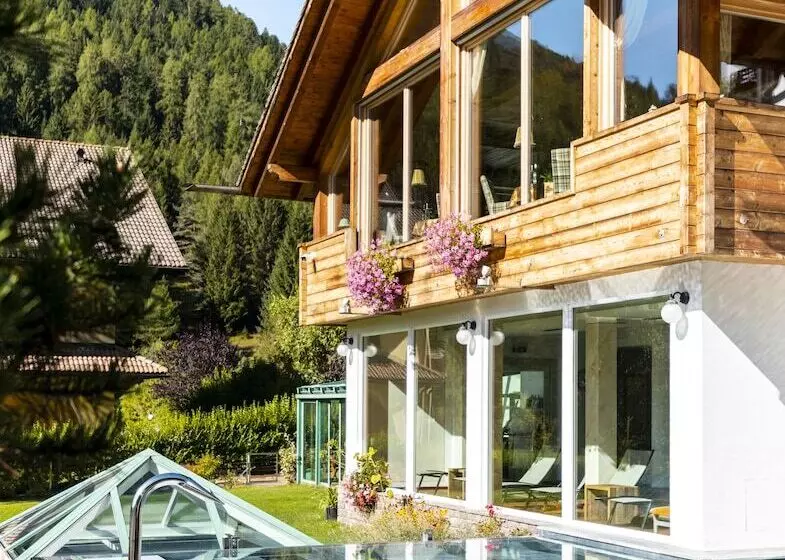 Berghotel Miramonti