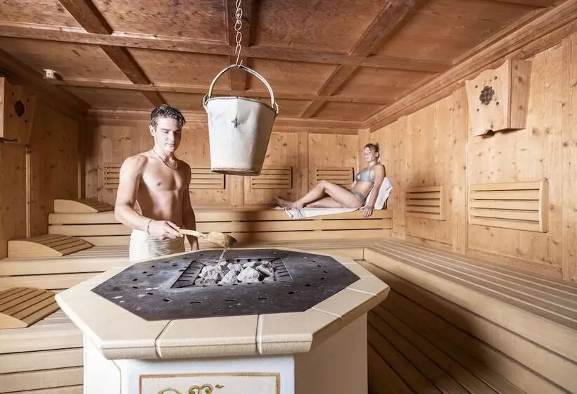 Berghotel Miramonti