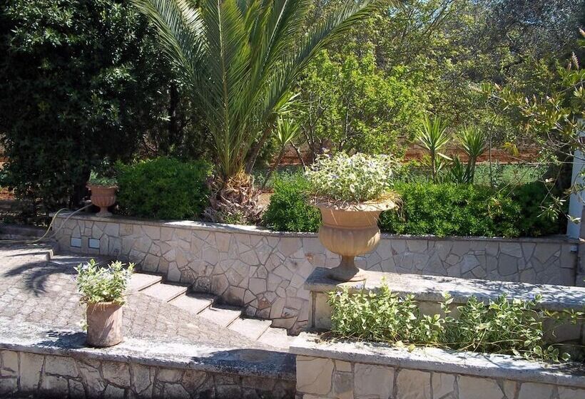 Contrada Macchia B&b