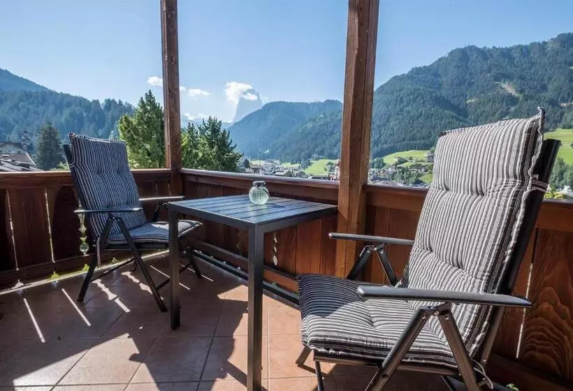 Garni Alba Bed & Breakfast