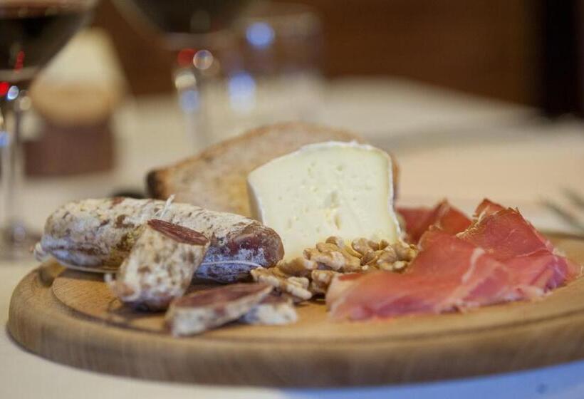 فندق Albergo Boule De Neige