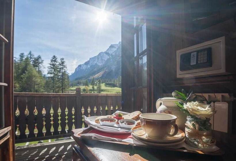 فندق Albergo Boule De Neige