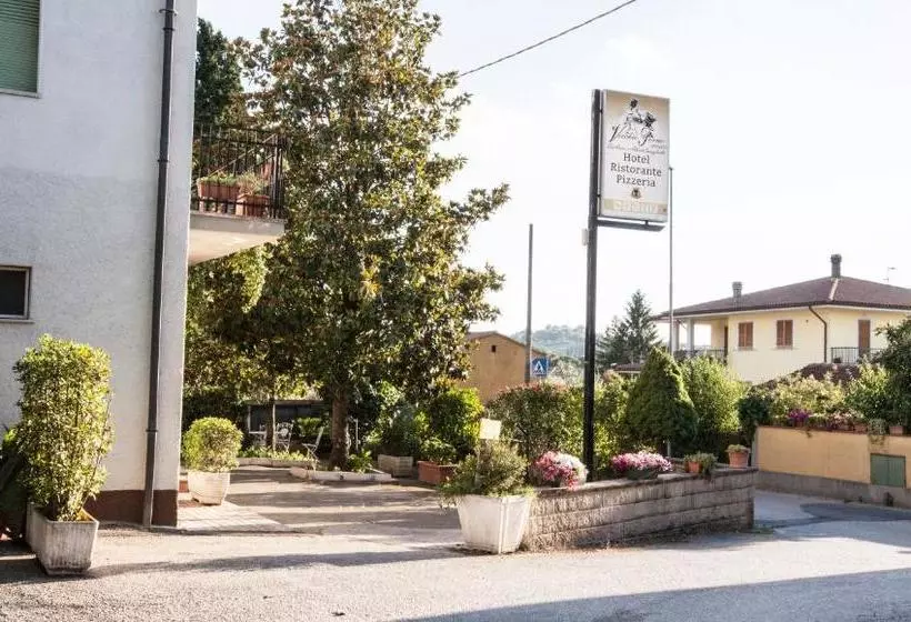 Hotelli Albergo Vecchio Forno