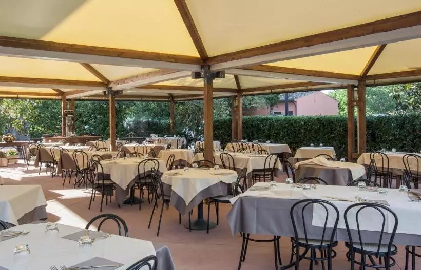 Hotelli Albergo Vecchio Forno