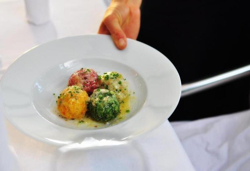 هتل Bad St Isidor