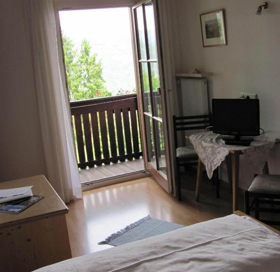 هتل Bad St Isidor