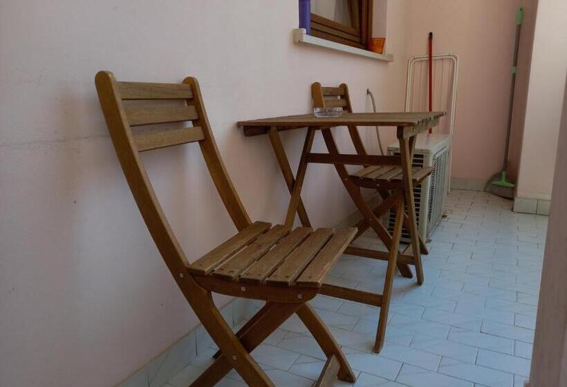 בית מלון כפרי Lydia