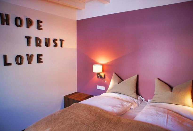 בית מלון כפרי Marmolada