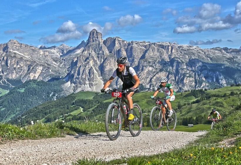 בית מלון כפרי Marmolada