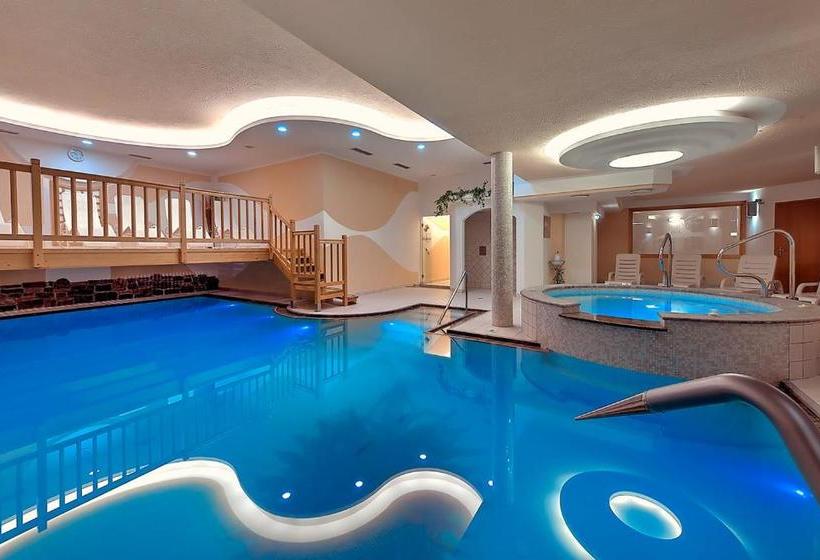 ホテル Negritella