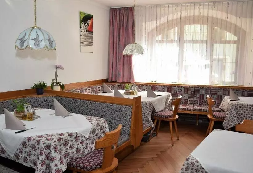 Hotelli Gasthof Sterzingerhof