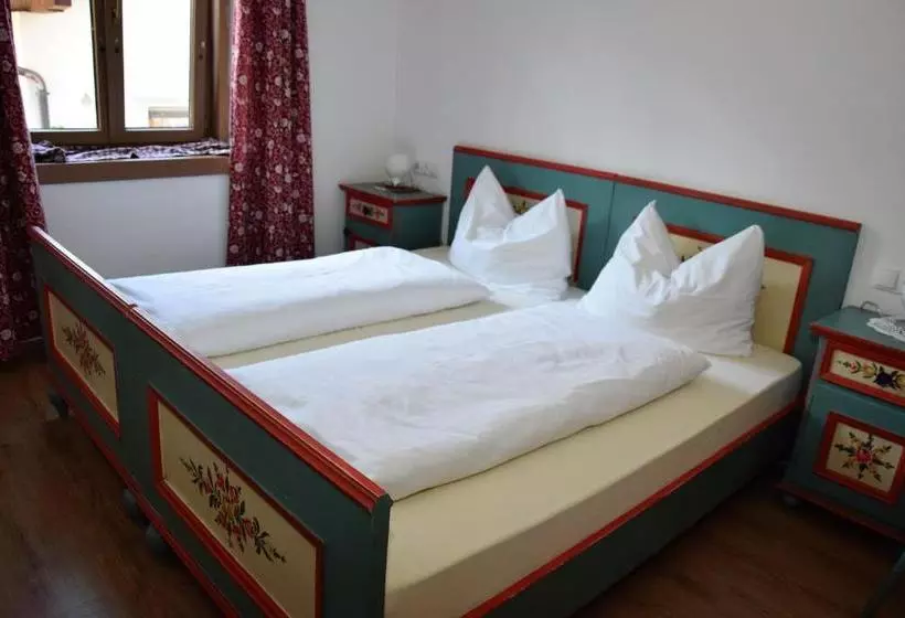 Hotelli Gasthof Sterzingerhof