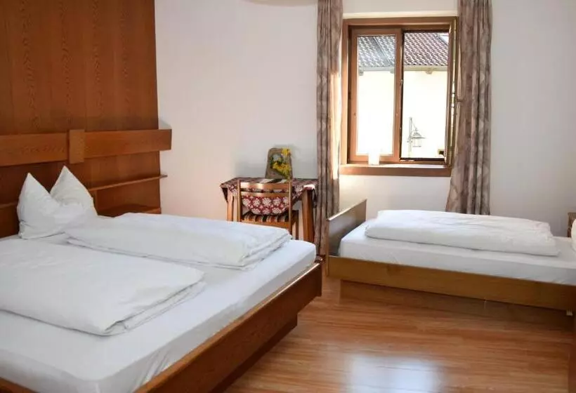 Hotelli Gasthof Sterzingerhof